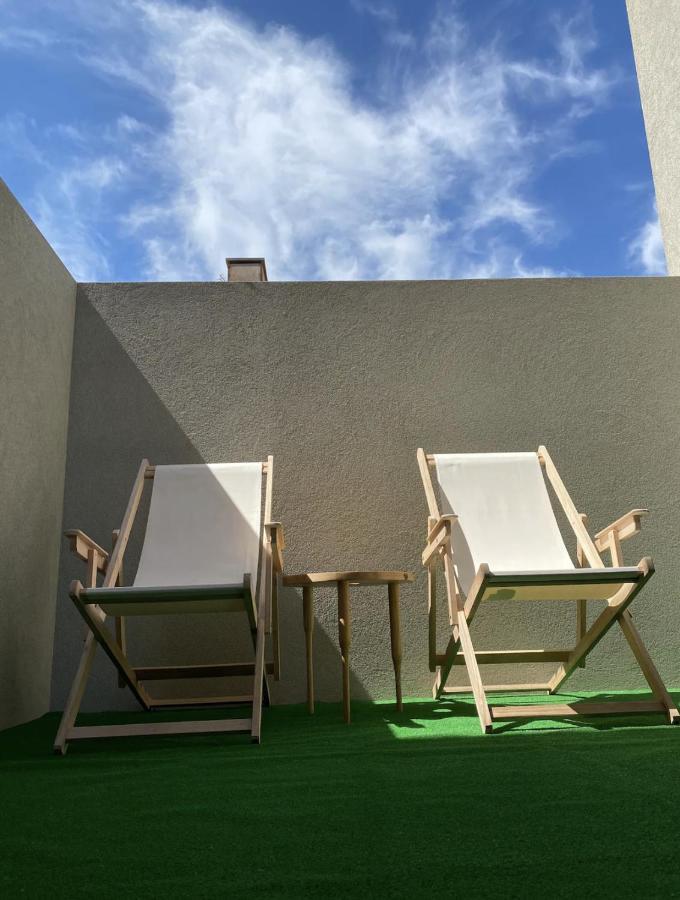 Amare Guest House Ovar Bagian luar foto