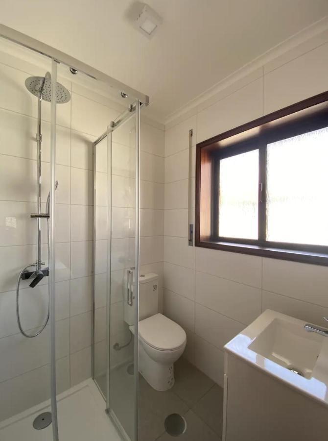 Amare Guest House Ovar Bagian luar foto